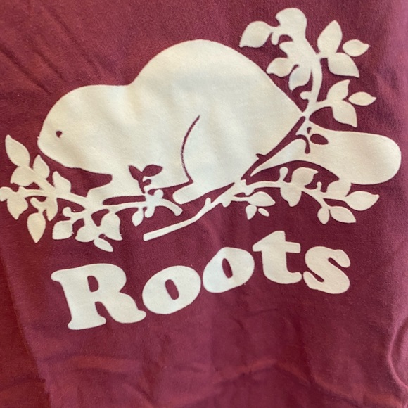 NWT 🏷️ Roots t-shirt - Picture 2 of 5